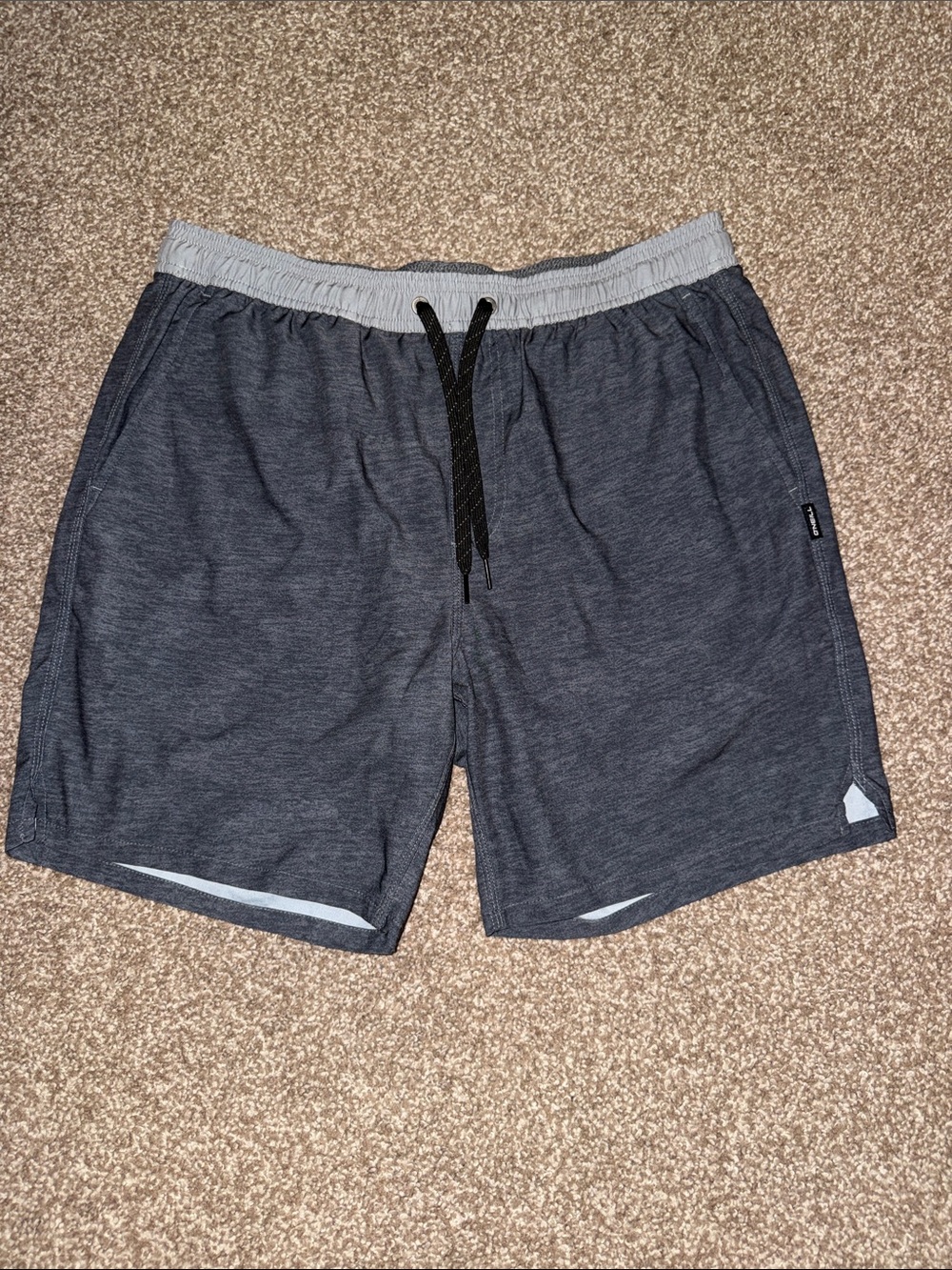 O'Neill Men's Charcoal Heather Hybrid Shorts with Light Gray Waistband